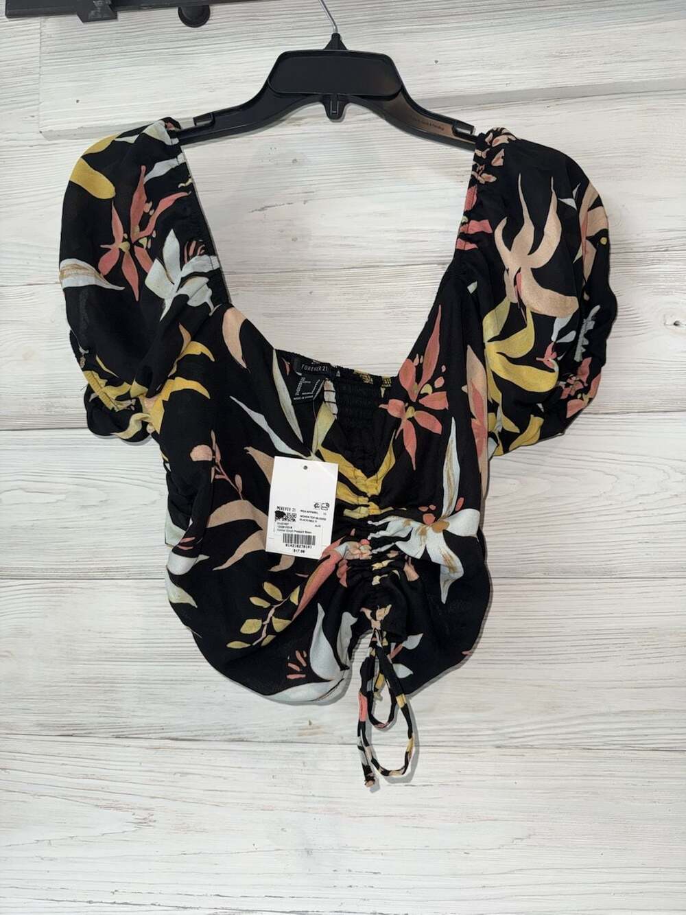 Forever 21 Women's Black Multi Floral Print Smocked Puff Sleeve Crop Blouse Top